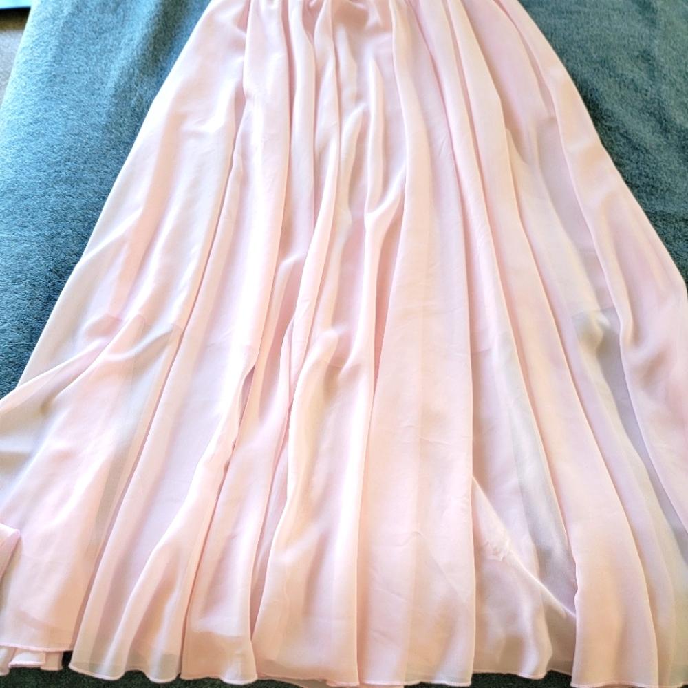 Elegant Pink Maxi Skirt - Picture 2 of 4
